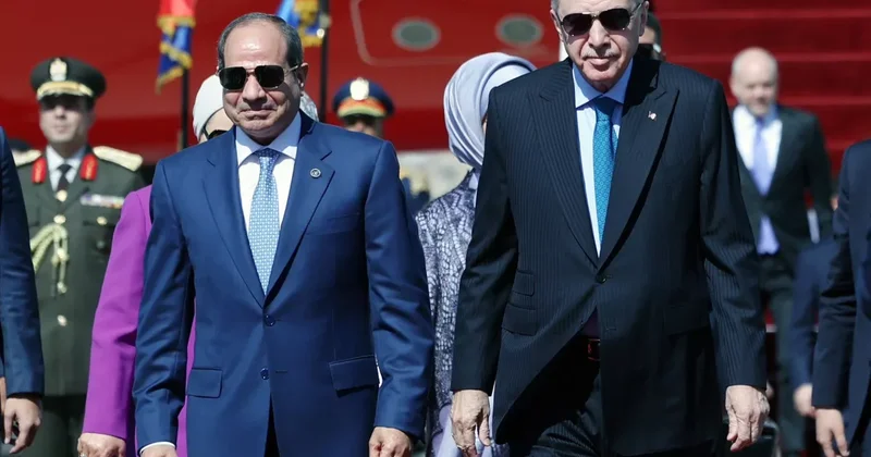 Эрдоган прибыл в Каир ФОТО