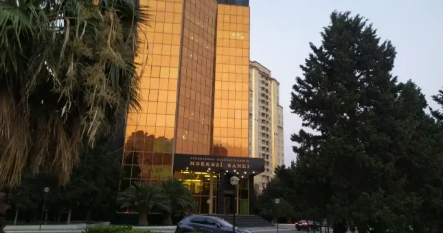 Yeni depozit və yeni kredit faizlərində azalmalar qeydə alınıb