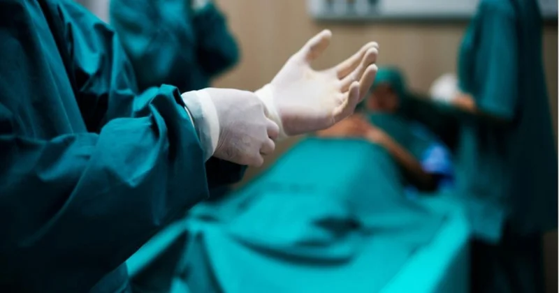 Həqiqətə uyğun olmayan reklamlarla xəstələri zərərçəkənə çevirən həkimlər: vahid data sistemi yaradılacaqmı? ARAŞDIRMA