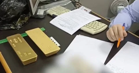 Rusiyadan pul çıxarılmasına QADAĞA