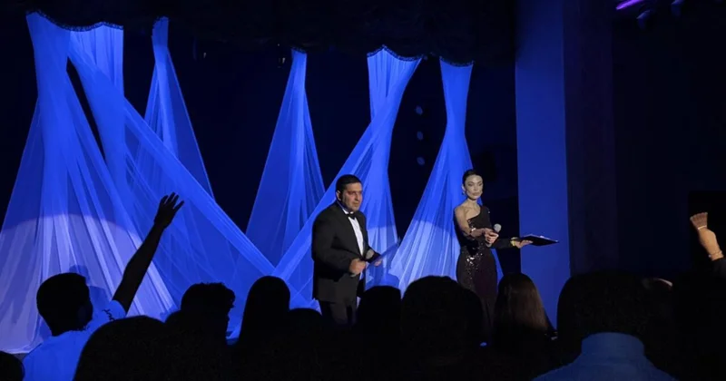 “Gəncliyin ritmi” adlı Neon konsert proqramı təqdim olunub FOTO