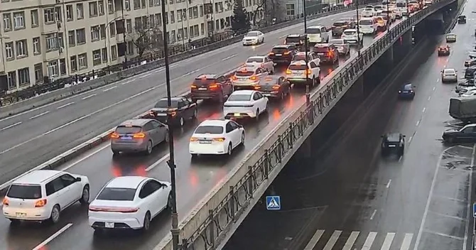 Paytaxtın hansı küçələrində sıxlıq var?