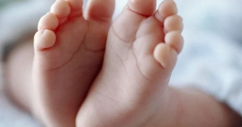 Bakıda 1 yaşlı uşaq evdə qəflətən ölüb KONKRET