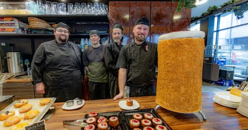 Finlandiyada dünyanın ən böyük “Runeberq” tortu hazırlanıb