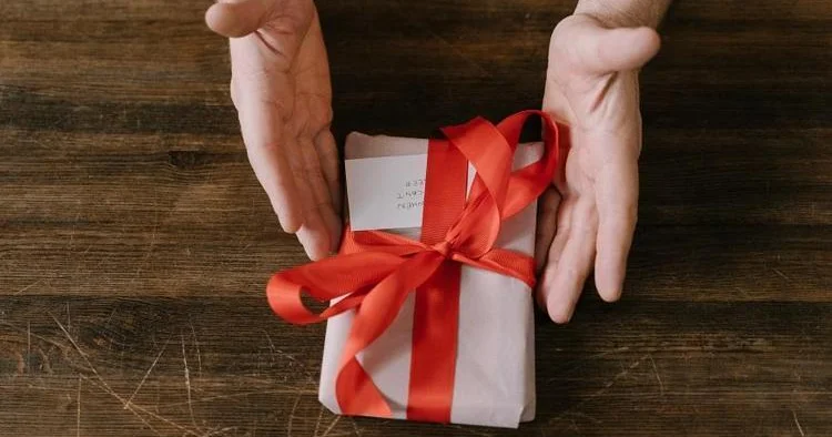 Ən səxavətli 3 BÜRC: Xoşbəxt etməkdən zövq alırlar