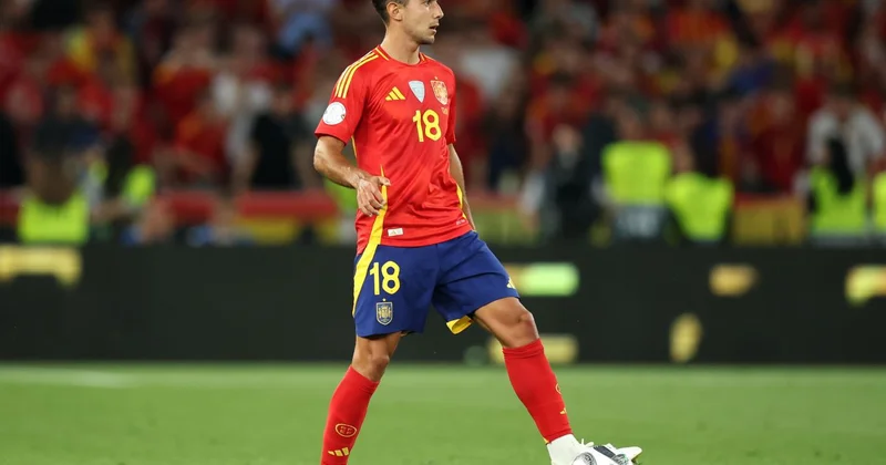 “Arsenal”ın yarımmüdafiəçisi “Real”a keçməsi barədə şayiələrə aydınlıq gətirdi