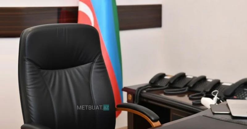 Bu icra başçısı çoxuşaqlı atadır FOTO