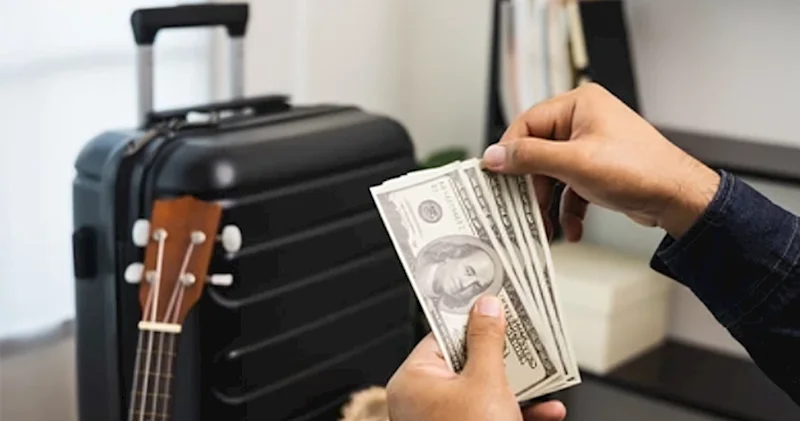 Azərbaycanlı turistlər Gürcüstanda nə qədər xərcləyiblər: 81, yoxsa 223 milyon dollar?