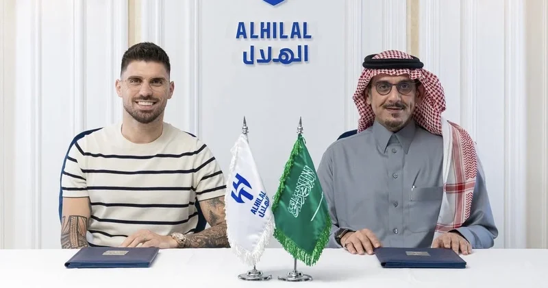 Portuqaliya millisinin üzvü daha 3 il “Əl Hilal”da