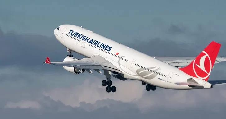 Самолет Turkish Airlines совершил экстренную посадку в Калькутте