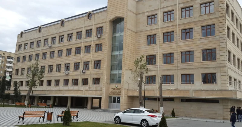 Bakı Texniki Kollecindən tələbələrdən qiymətə görə pul tələb olunması iddialarına CAVAB VİDEO