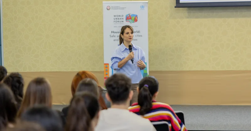 В рамках волонтерской программы WUF13 проводятся тренинги для почти 1000 участников (ФОТО)