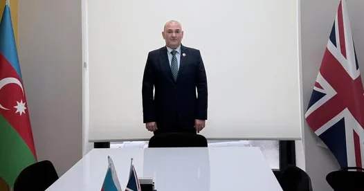 Söz və məlumat azadlığı anlayışı vəzifəli şəxslərin nüfuzuna qəsdən zərər vurulmasını ehtiva etmir