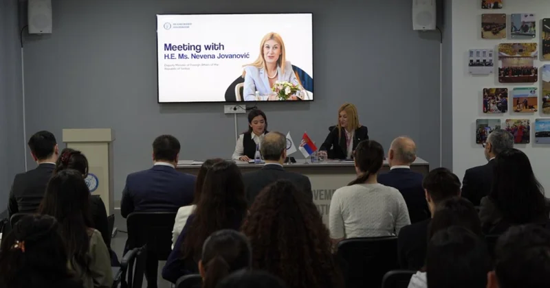 Serbiya XİN nin dövlət katibi Qoşulmama Hərəkatı Gənclər Təşkilatının mənzil qərargahında olub