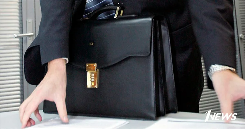 Помощник главы ИВ уволен за опьянение и сокрытие ДТП