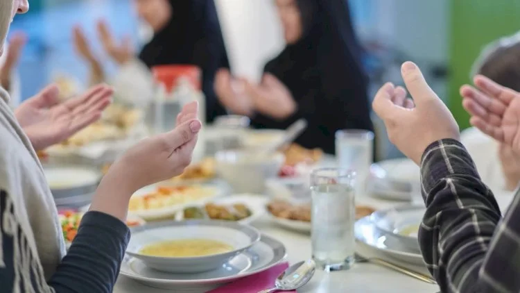 Orucu belə açmaq təhlükəlidir İftarda sağlamlığa zərər vuran seçim KONKRET