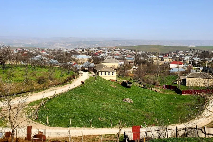 Azərbaycanda bu kənd qorxu içində: sakinlər sərbəst hərəkət edə bilmir Rəsmi qurumlar isə...