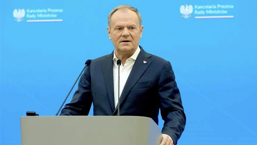 Tusk ABŞ nin Polşa üzərindən Ukraynaya hərbi yardımını dayandırdığını açıqlayıb