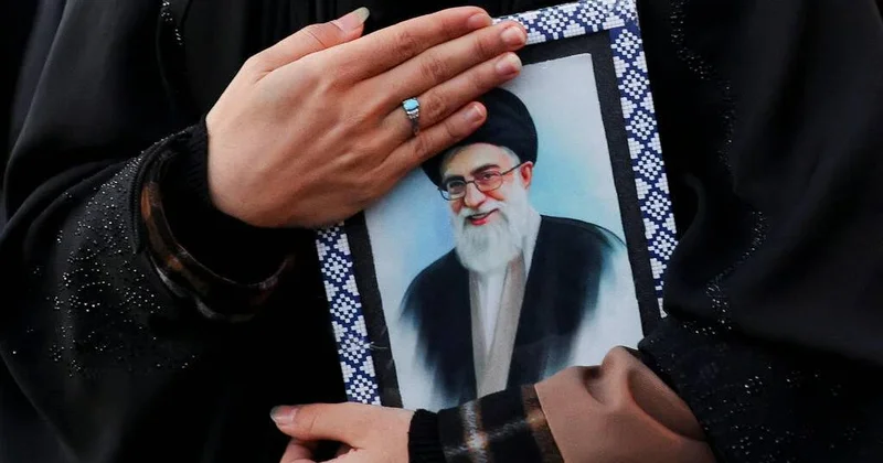 “Xameneinin ölümü ilk addımdır, amma “tam qələbə“ hələ uzaqdadır“ “Vesty“