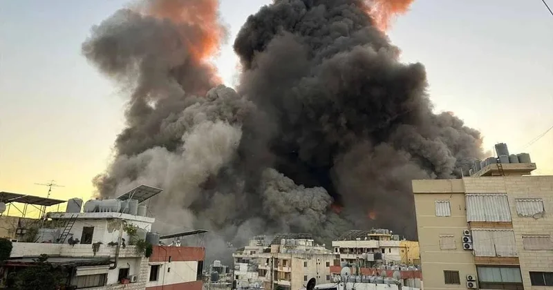 Küveytin qırıcı təyyarəsi üç Amerika təyyarəsini vurub TƏSADÜFƏN