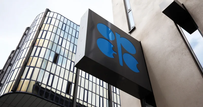 ОПЕК+ в апреле сможет нарастить добычу нефти на 170 тыс. баррелей в сутки