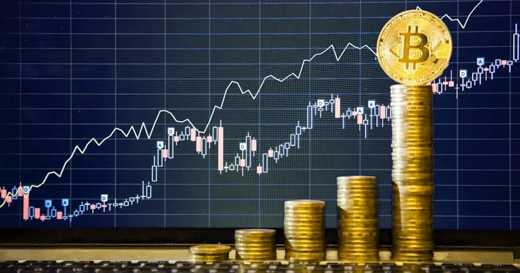 Стоимость биткойна на Binance ускорилась и поднялась выше 71,2 тысячи долларов