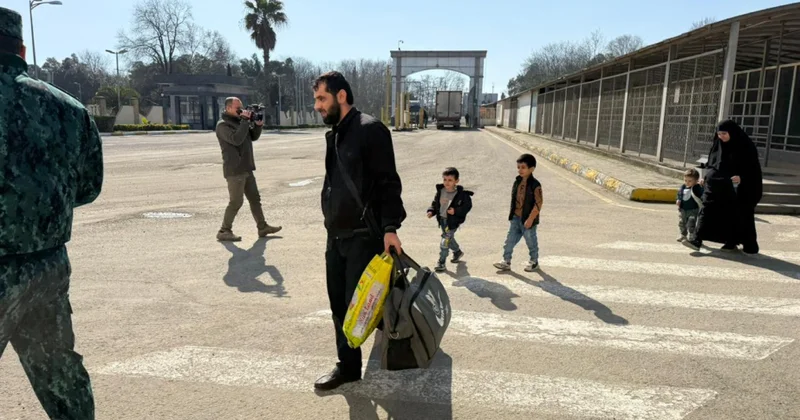 İrandan təxliyə Azyaşlı üzvləri olan ailə Azərbaycana gətirilib FOTO