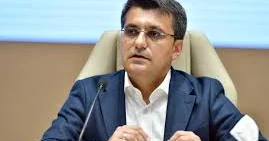 Nazirlik rəsmisi: Xərclərimiz artır, federasiyaların sponsor problemi var