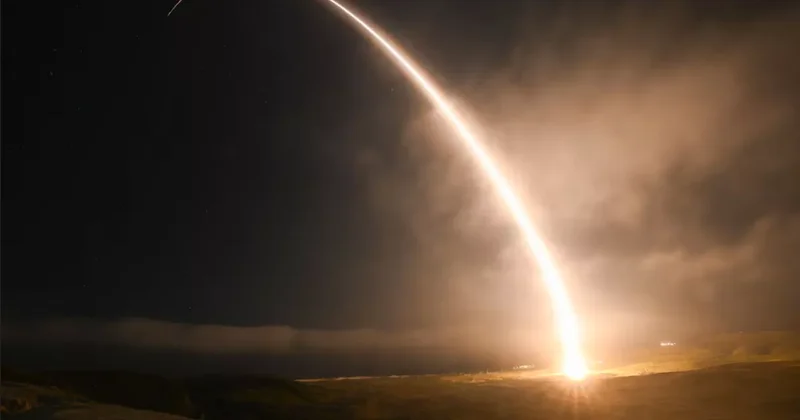 США провели плановый испытательный запуск МБР Minuteman III