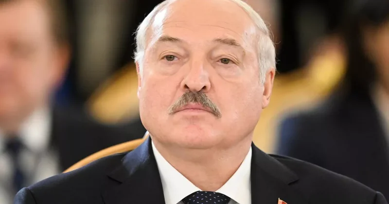 Лукашенко проводит встречу с послом Ирана