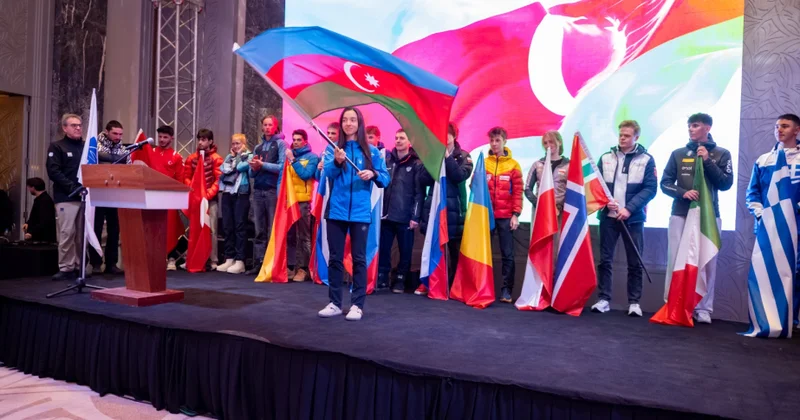 Azərbaycanın ev sahibliyi etdiyi xizək alpinizmi üzrə nüfuzlu yarışlar möhtəşəm mərasimlə açılıb