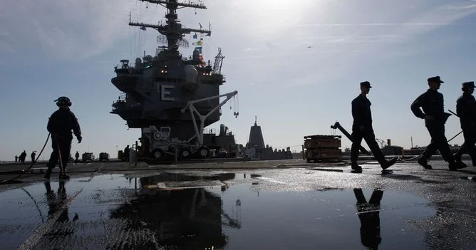 США потопили 17 иранских военных кораблей