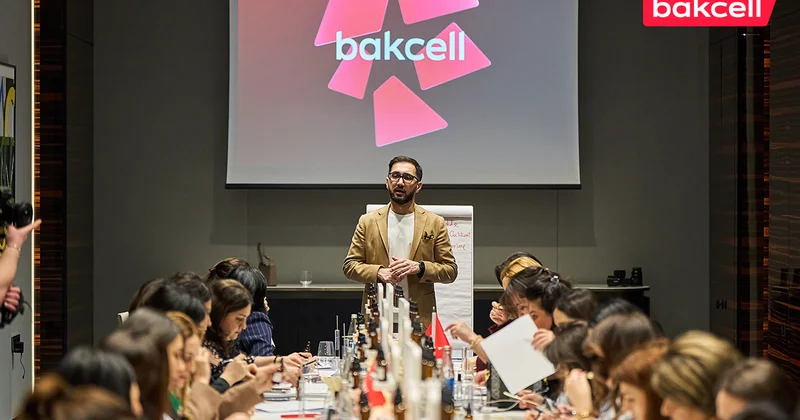 “Bakcell” 8 Martı xanım jurnalistlərlə birgə qeyd edib Fotolar