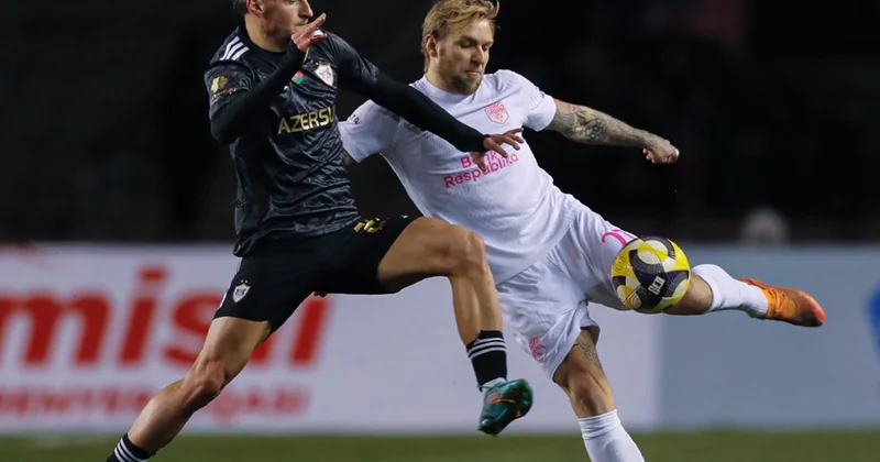 “Sabah”ın futbolçusu “Qarabağ”la matçdakı sürətinə görə fərqləndi