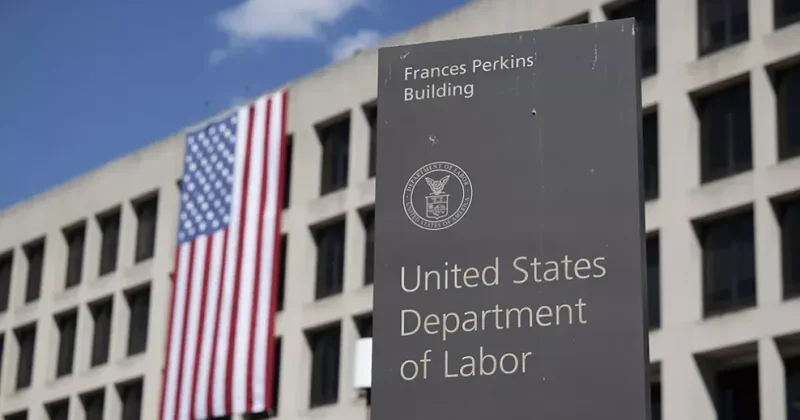 В США фиксируют рост рабочих мест