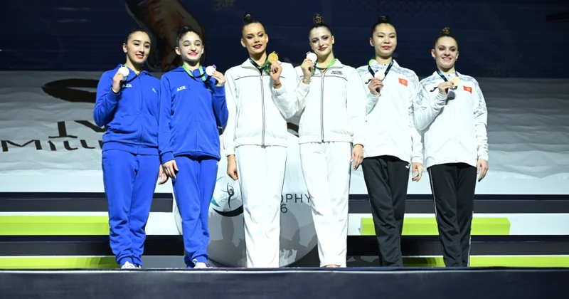 Azərbaycan gimnastları “AGF Trophy”də gümüş medal qazanıblar