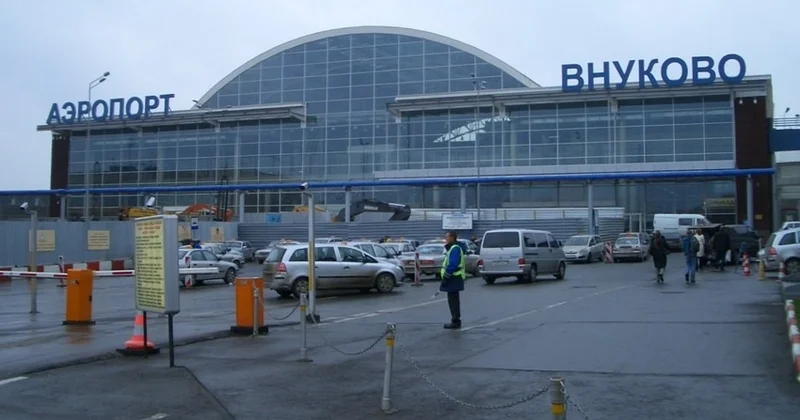 Rusiyanın əsas aeroportu fəaliyyətini dayandırdı 13 Ukrayna dronu vuruldu