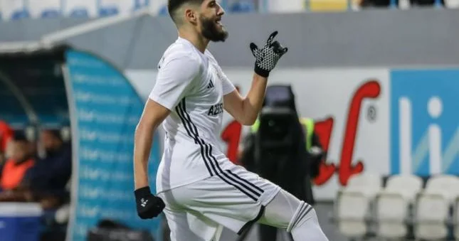 Neftçi Arena da hesab açıldı, Qarabağ Sumqayıt a qalib gəldi Yenilənir