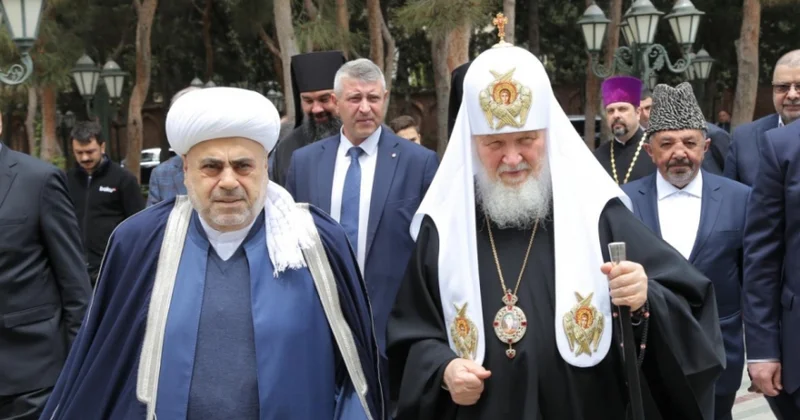 Şeyxülislam Patriarx Kirillə erməni revanşizmindən danışdı