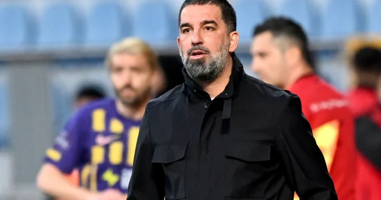 Arda Turan məşhur klubun baş məşqçisi təyin oluna bilər