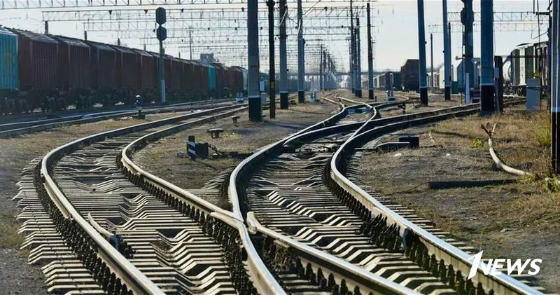В Хачмазе мужчина погиб под колесами поезда