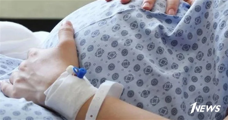 Девушка, умершая после кесарева сечения, вышла замуж в 16 лет ОБНОВЛЕНО