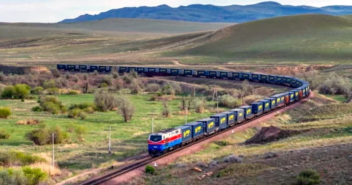 Avstriya ADB ni Orta Dəhlizin dəmir yolu layihələrinə investisiya yatırmağa çağırıb
