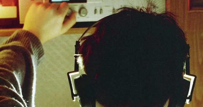“Qiyamət günü“ radiostansiyası may ayında ilk mesajını göndərdi
