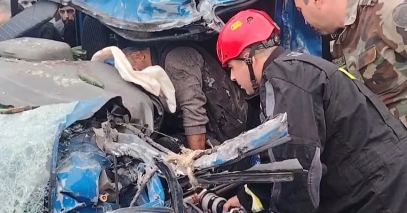 Ağdaşda qol qəzası “TIR”la toqquşan “Mercedes”in sürücüsü öldü