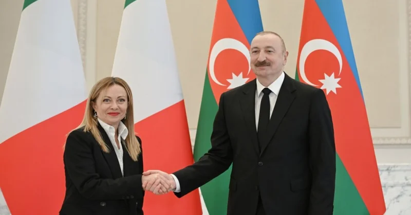 Prezident İlham Əliyevin Ciorcia Meloni ilə təkbətək görüşü keçirilir