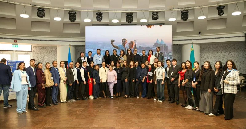 İZ Community Bakıda Study in Kazakhstan beynəlxalq təhsil sərgisini təşkil edib