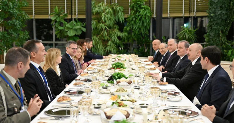 Prezidentin adından Ciorcia Meloninin şərəfinə işçi şam yeməyi verildi FOTO