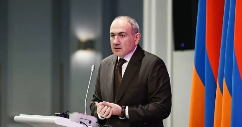 Пашинян выразил благодарность Ильхаму Алиеву за участие в саммите ЕПС