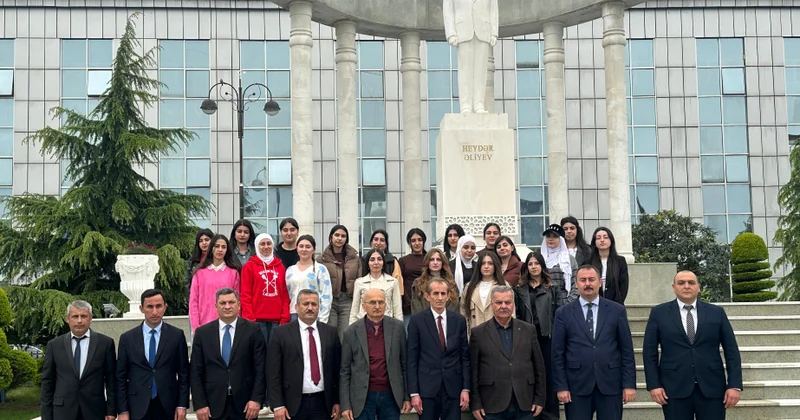 Ulu Öndərin ömür yolu Vətənə və xalqa xidmət nümunəsidir Lənkəranda elmi seminar